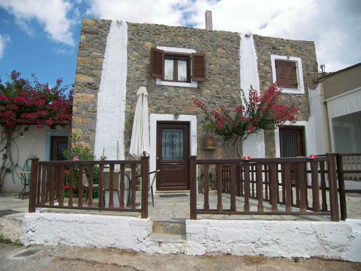 Hiona Cottage Palekastro Exterior foto